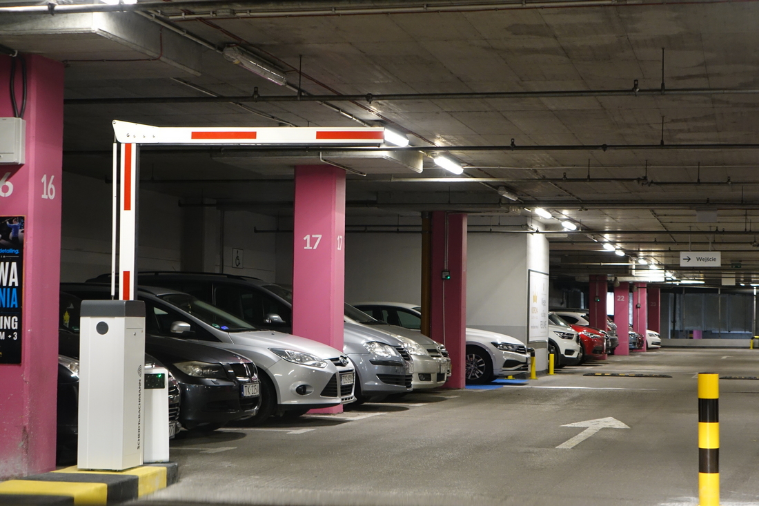 Galeria Korona wprowadziła płatny parking