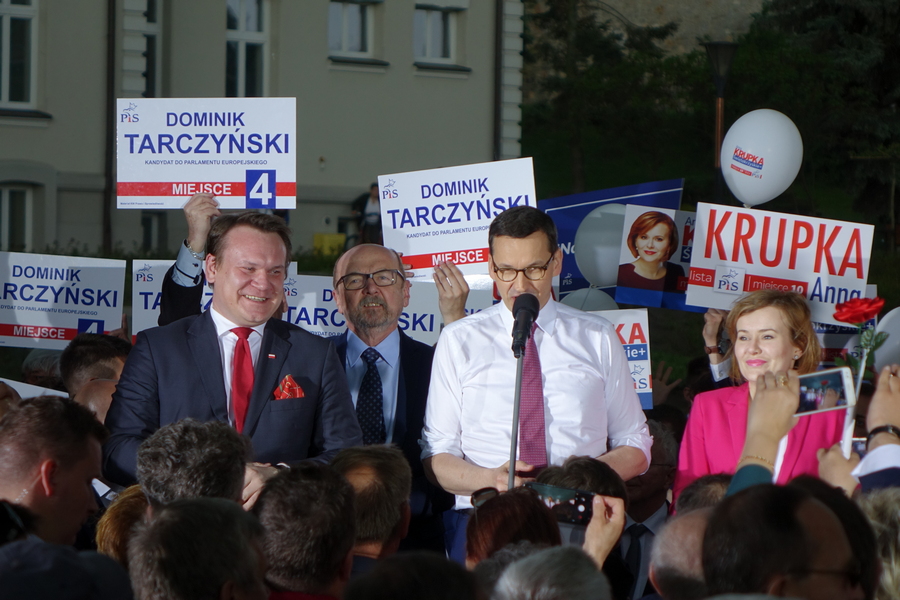  Premier Morawiecki w Kielcach: Mamy znakomitą drużynę (WIDEO) 