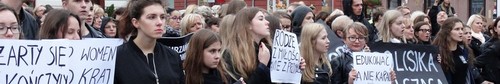 kielce wiadomości Kobiety protestowały na Rynku. Czarny poniedziałek w Kielcach 