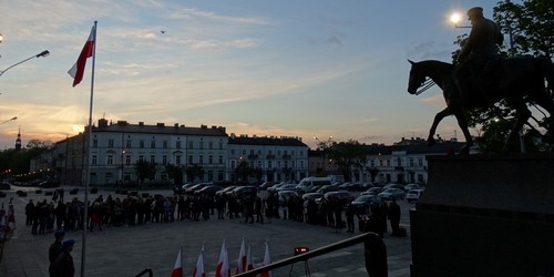 kielce wiadomości Kielczanie uczcili rocznicę śmierci marszałka Piłsudskiego (ZD
