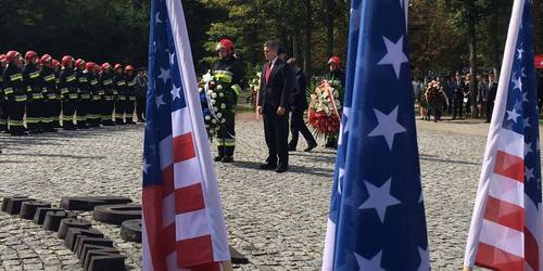kielce wiadomości Kielczanie uczcili ofiary zamachu na wieże World Trade Center