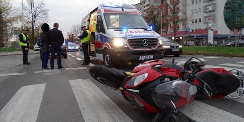 kielce wiadomości Nie ustąpił pierwszeństwa i uderzył w motocyklistę. Wypadek na Warszawskiej (ZDJĘCIA,WIDEO) 