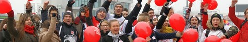 Ruszyła Szlachetna paczka 2012 - marsz wolontariuszy w Kielcach (zdjęcia,video)